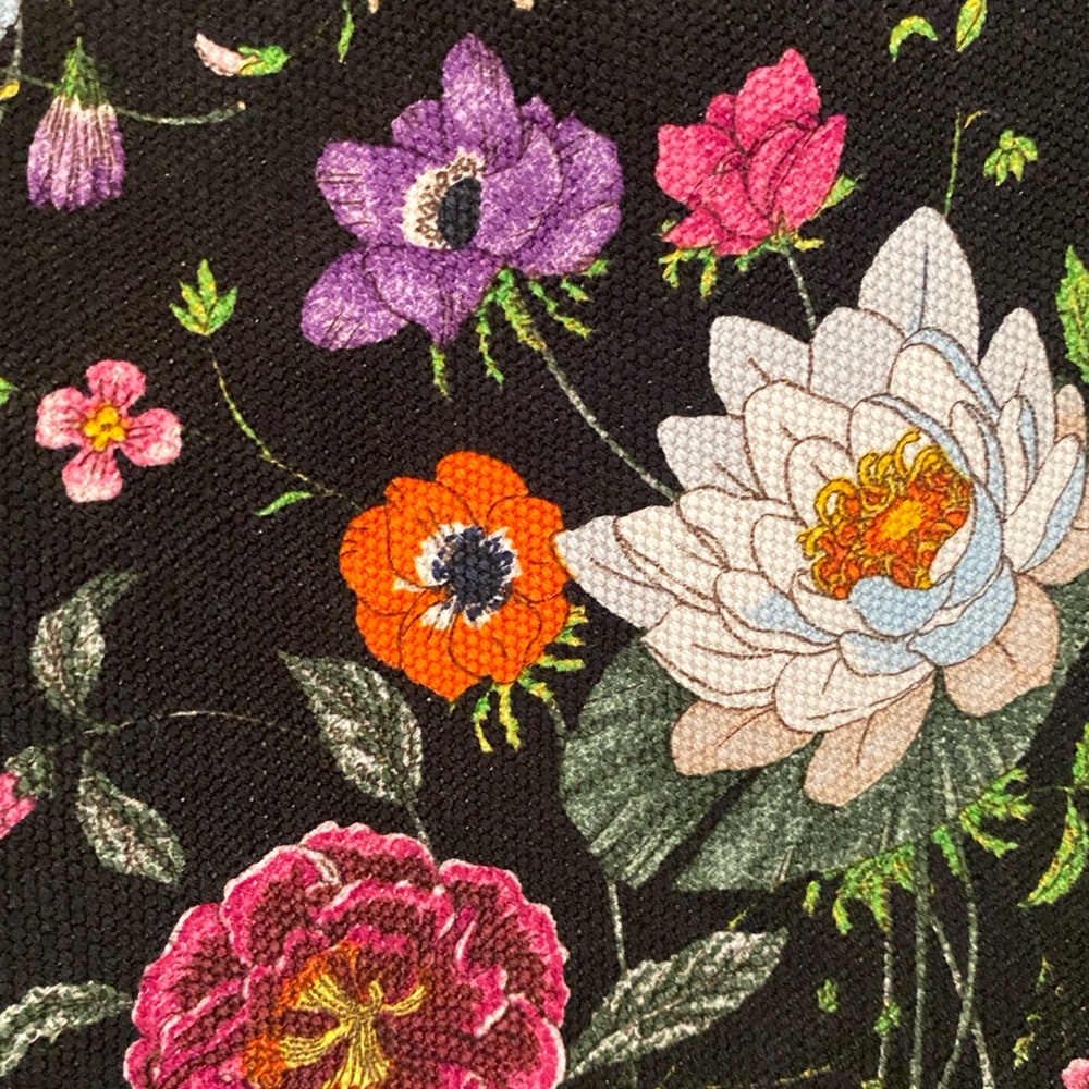Authentic Gucci Floral Black Tote Bag - Picture 3 of 12